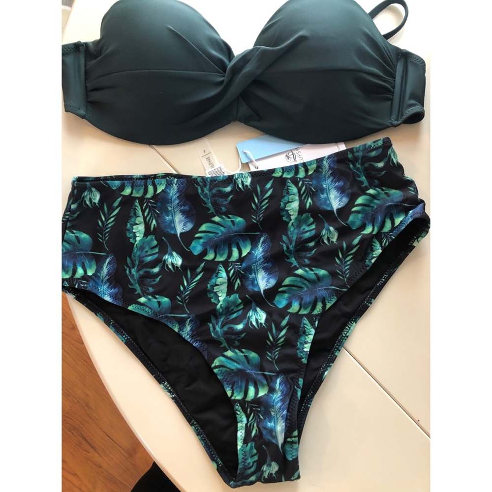 CUPSHE Bikini!